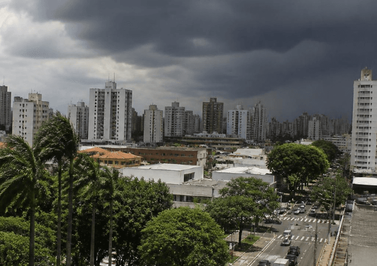 Imagem da notícia Nova virada no tempo muda o cenário no Centro-Sul nos próximos dias Imagem da notícia Nova virada no tempo muda o cenário no Centro-Sul nos próximos dias