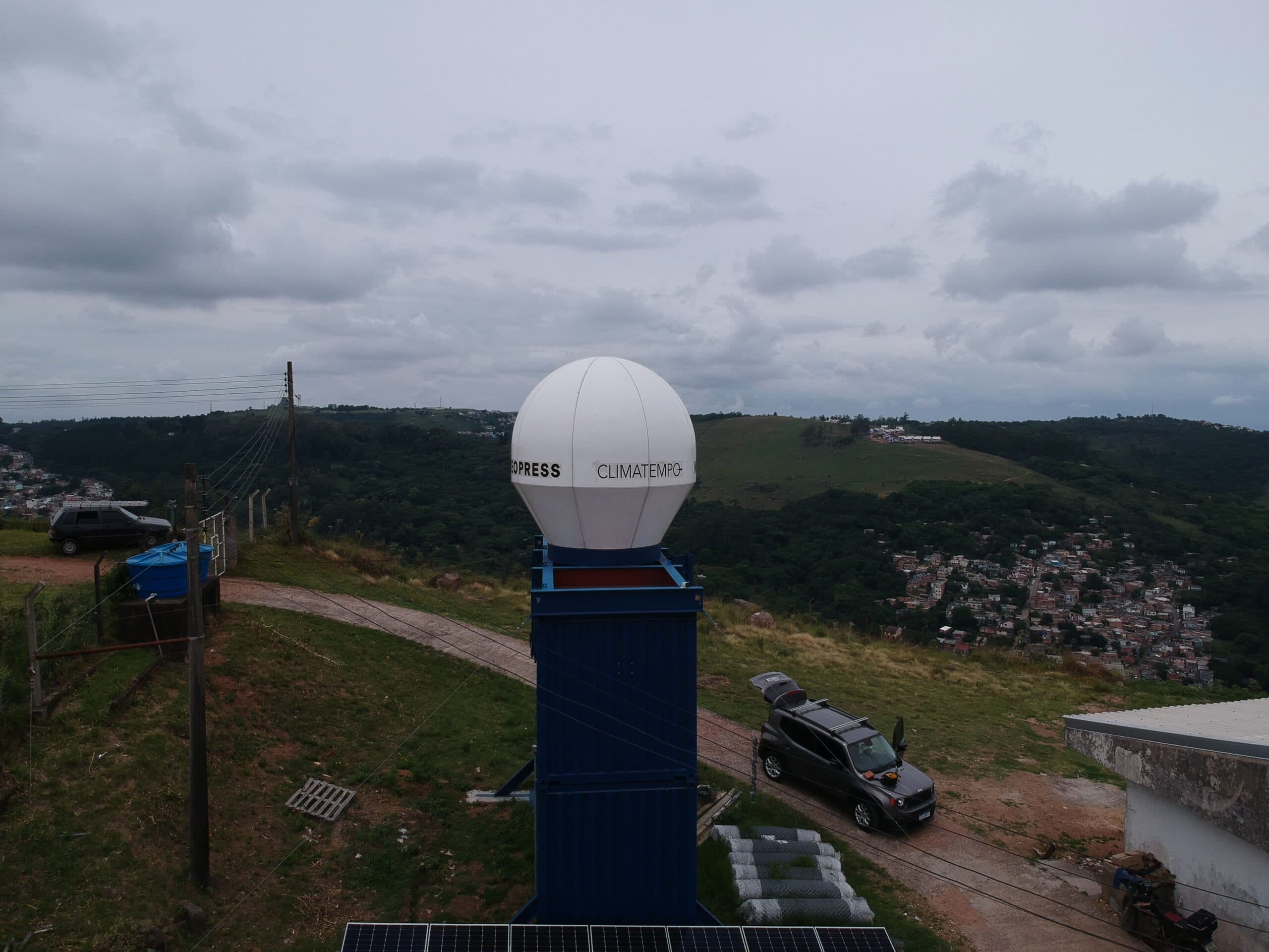 Imagem da notícia Equipe da Climatempo fortalece operação do Radar Meteorológico de Porto Alegre Imagem da notícia Equipe da Climatempo fortalece operação do Radar Meteorológico de Porto Alegre