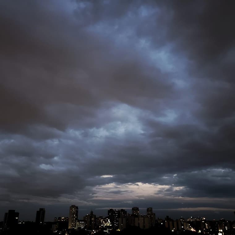 Imagem da notícia Atenção para virada radical de tempo em SP Imagem da notícia Atenção para virada radical de tempo em SP