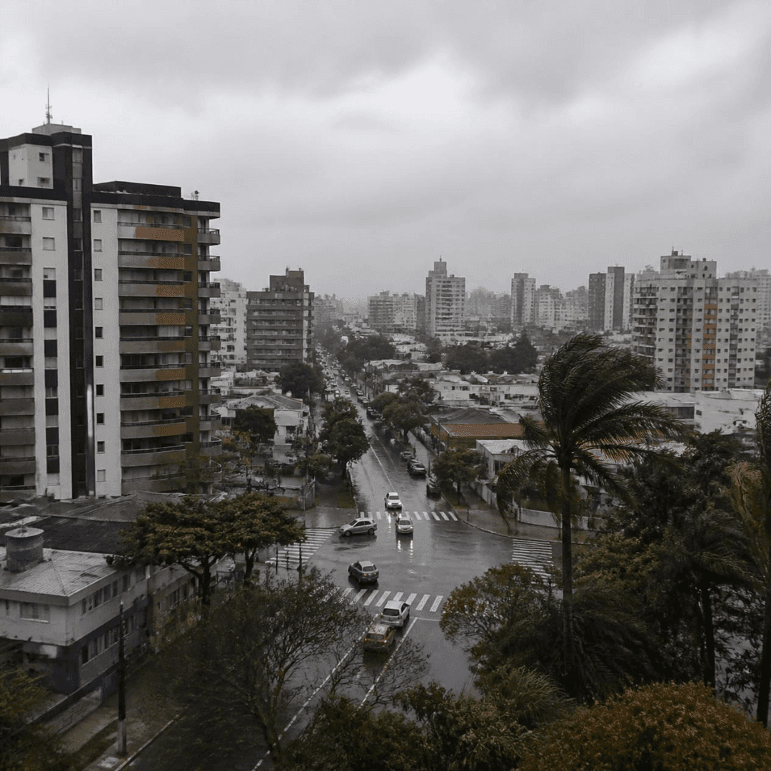 Região Sul volta a ter chuva forte e risco de temporais no fim de semana Região Sul volta a ter chuva forte e risco de temporais no fim de semana